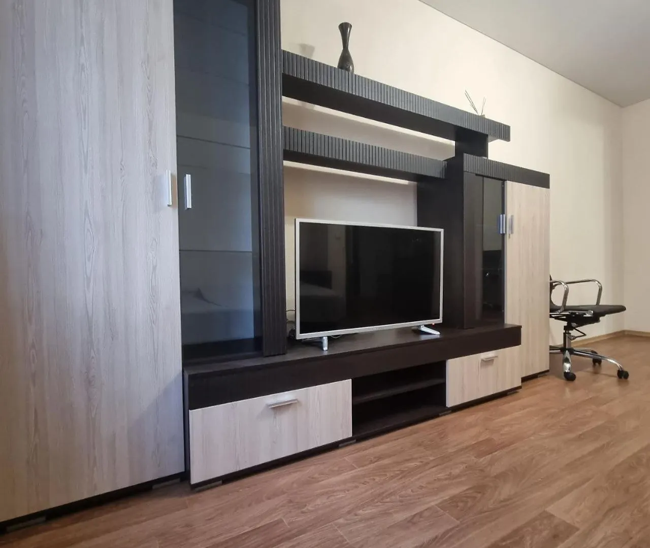Apartment Второй Этаж, Метро Позняки Kyjev